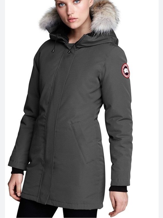 Canada Goose Jackets & Blazers - Canada Goose Victoria Down Parka Size Small